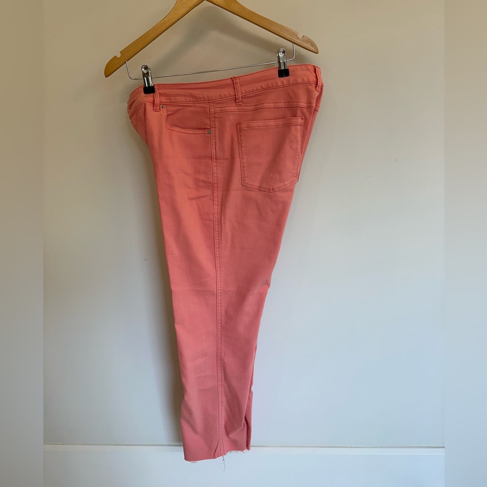 Ecru Sunset Crop pants size 31 EUC